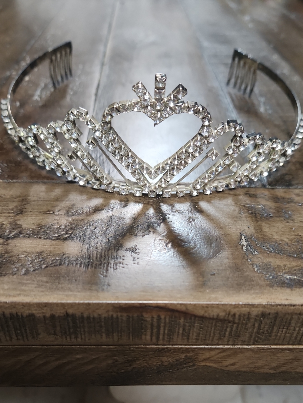 1950's Rhinestone Heart Tiara Headband Silver
